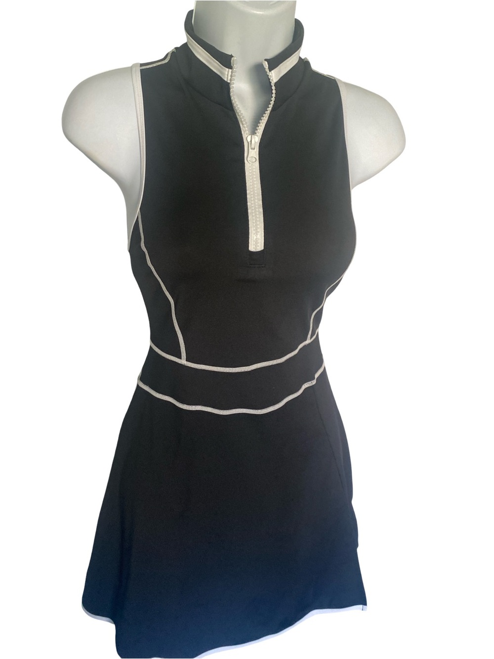 Black Sleeveless Zip-Front A-Line Dress with White Piping-M